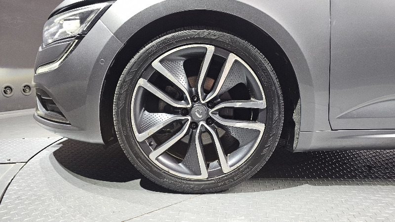 car Renault Samsung SM6 id29677 photo #5