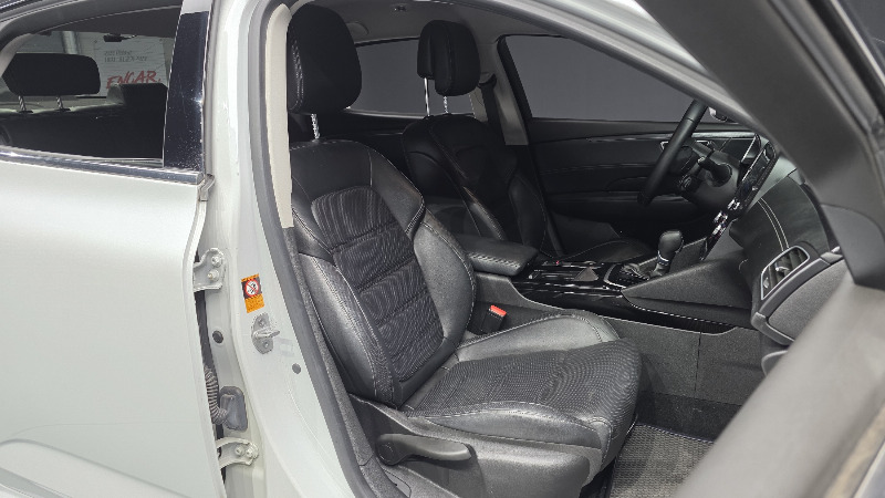 car Renault Samsung SM6 id29684 photo #12