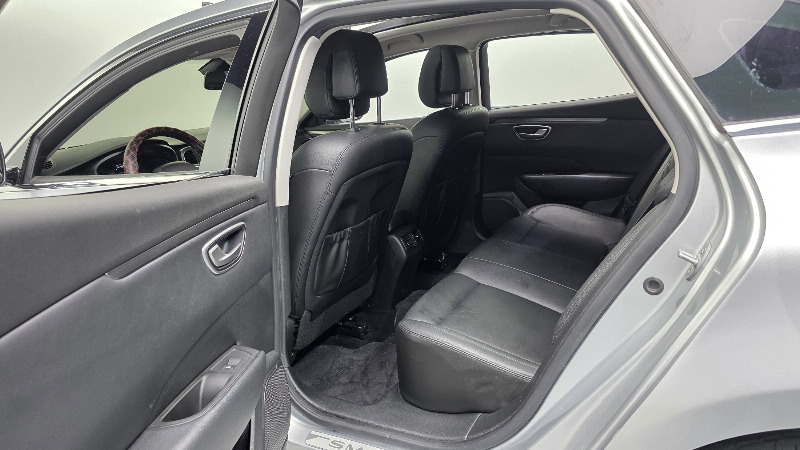 car Renault Samsung SM6 id29687 photo #18