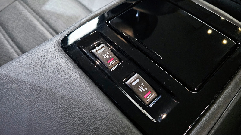 car Renault Samsung SM6 id29689 photo #19