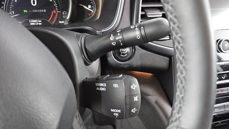 car Renault Samsung SM6 id29711 photo #19