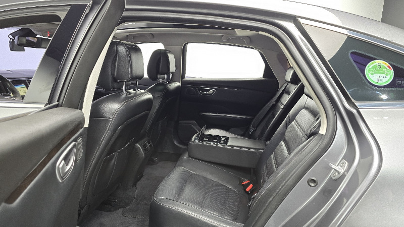car Renault Samsung SM6 id29783 photo #12