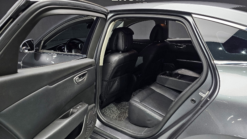 car Renault Samsung SM6 id29977 photo #12