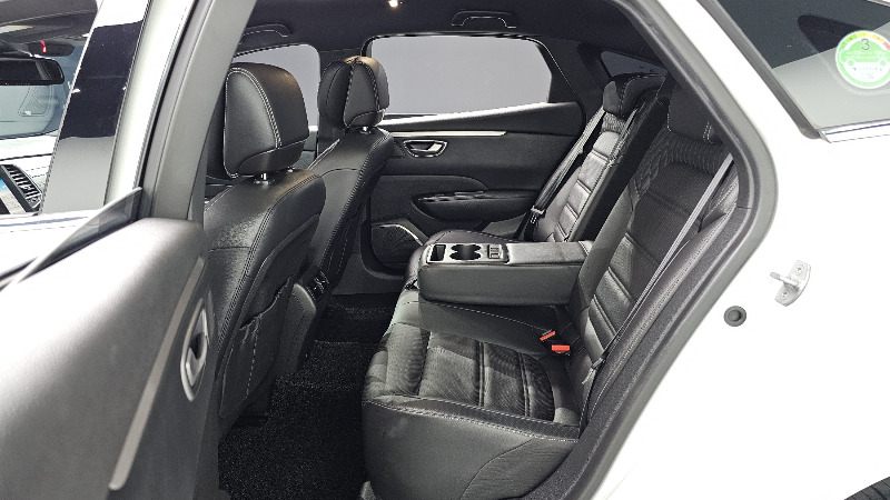 car Renault Samsung SM6 id30002 photo #11