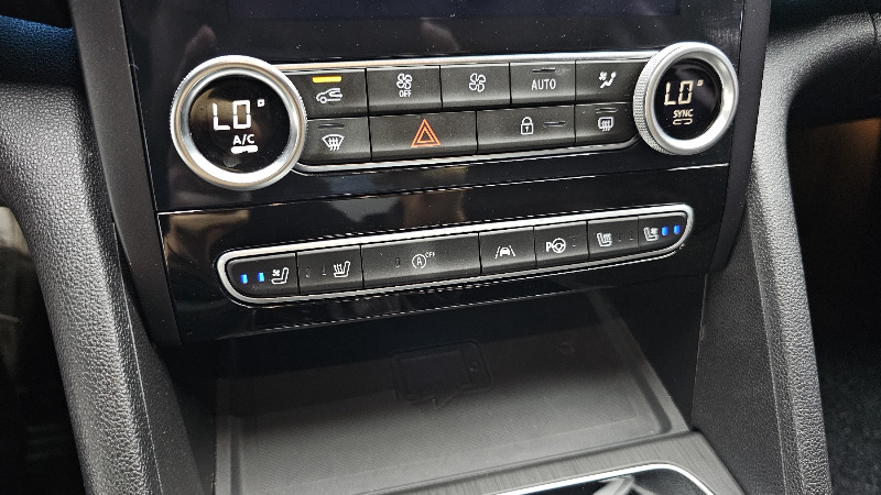 car Renault Samsung SM6 id30002 photo #20
