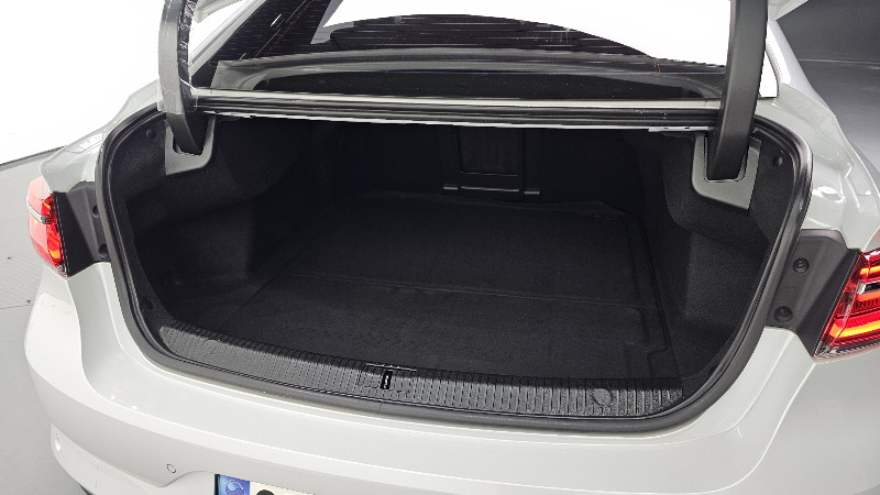 car Renault Samsung SM6 id30002 photo #29