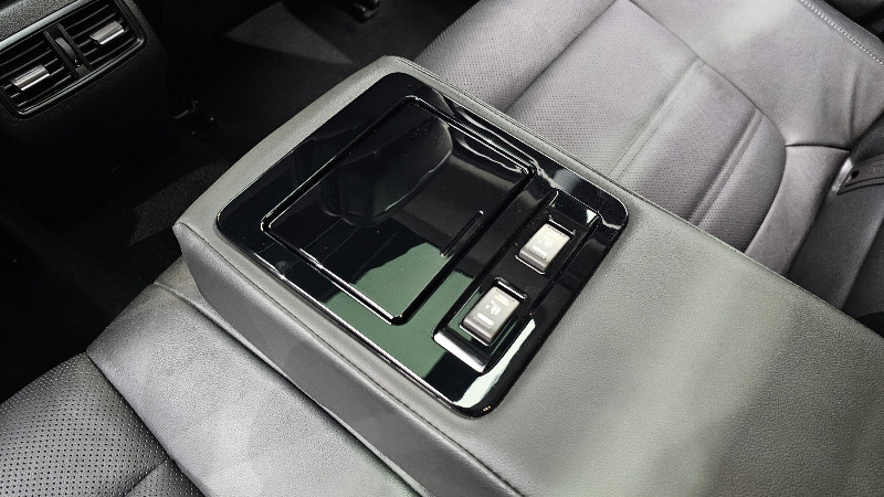 car Renault Samsung SM6 id30009 photo #16