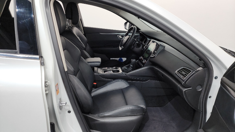 car Renault Samsung SM6 id30053 photo #11