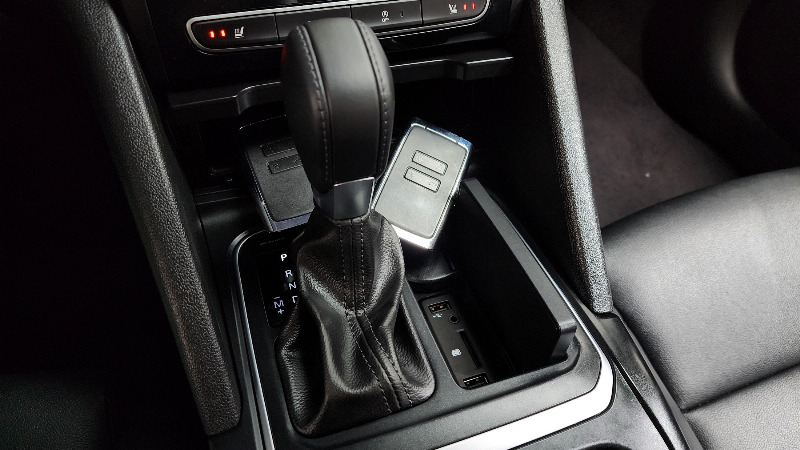 car Renault Samsung SM6 id30053 photo #9