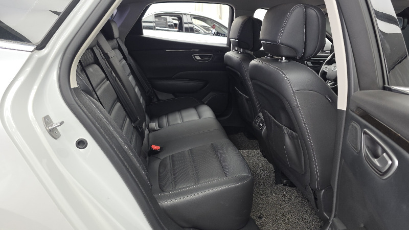 car Renault Samsung SM6 id30087 photo #12