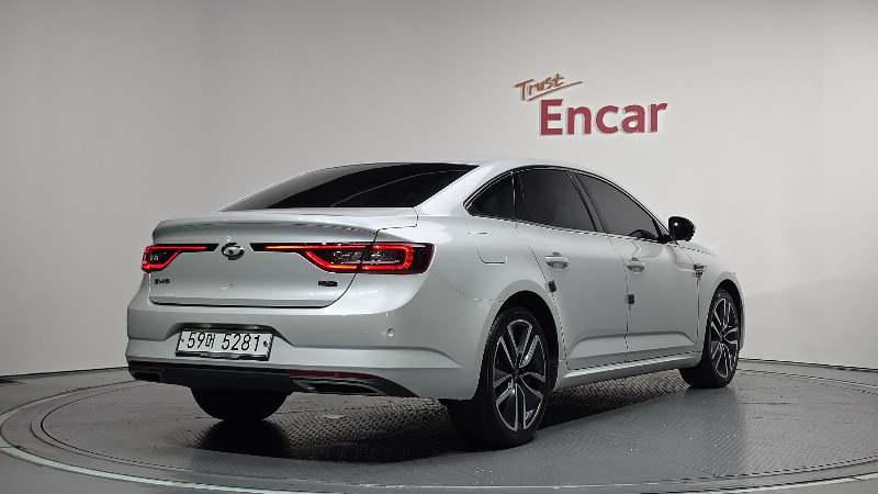 car Renault Samsung SM6 id30087 photo #2