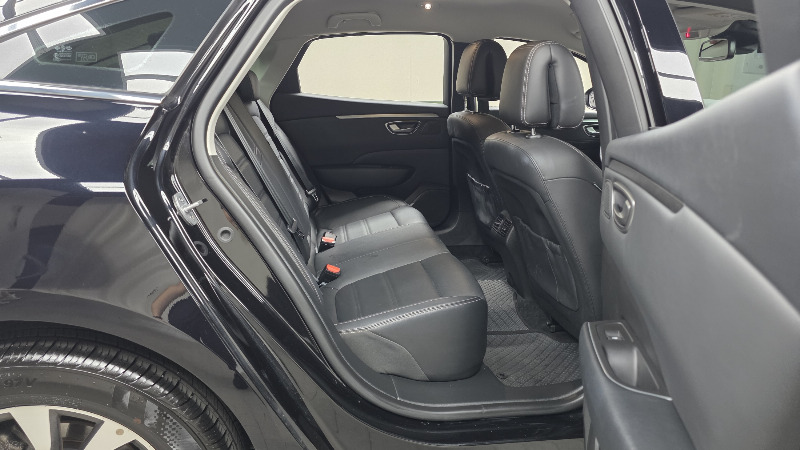 car Renault Samsung SM6 id30143 photo #11