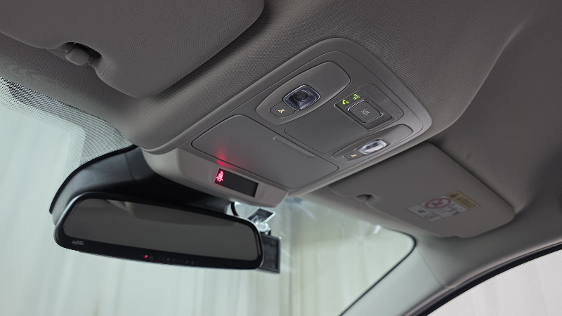 car Renault Samsung SM6 id30143 photo #17