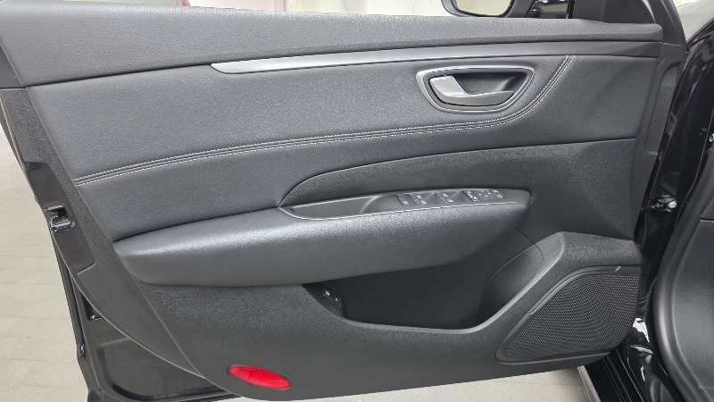 car Renault Samsung SM6 id30143 photo #24