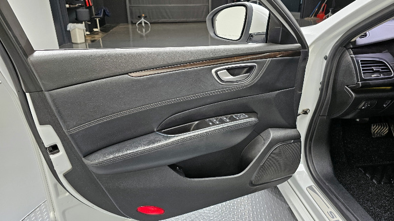 car Renault Samsung SM6 id30167 photo #24