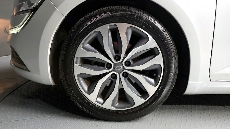 car Renault Samsung SM6 id30225 photo #5