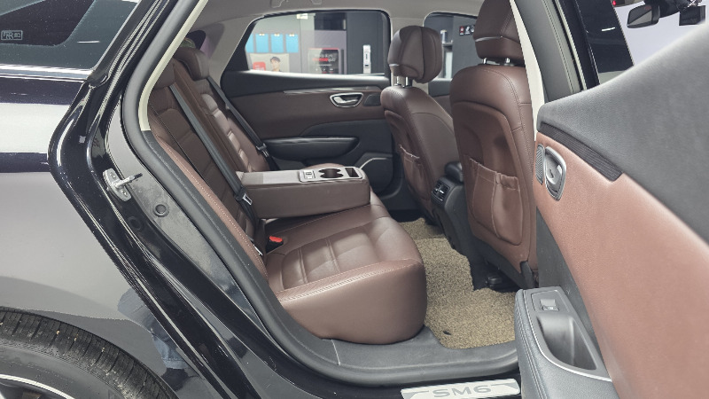 car Renault Samsung SM6 id30253 photo #12