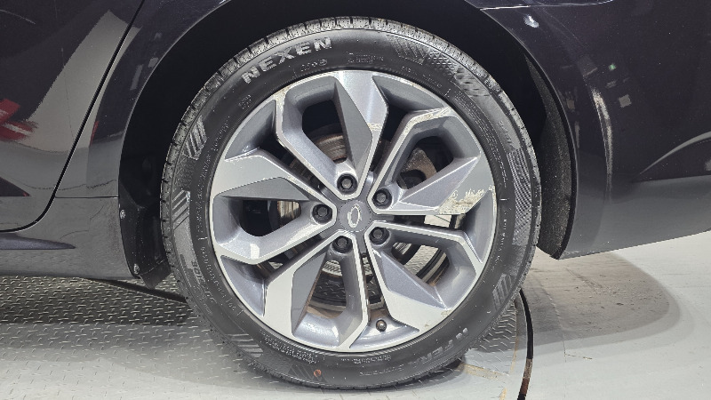 car Renault Samsung SM6 id30253 photo #21