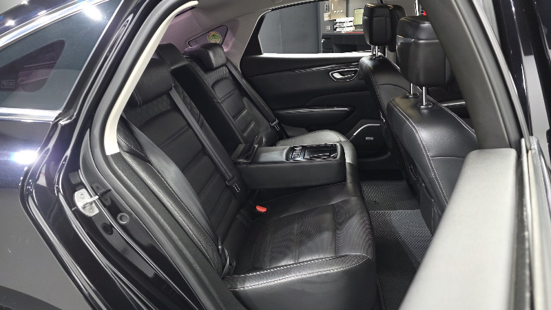 car Renault Samsung SM6 id30272 photo #12