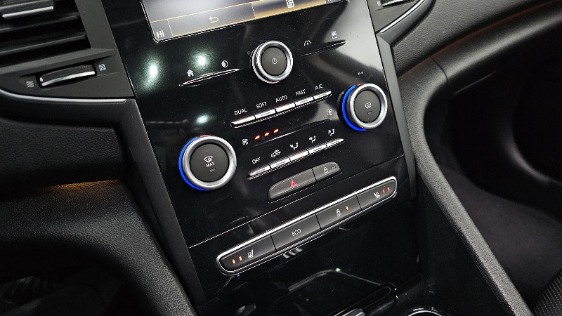 car Renault Samsung SM6 id30283 photo #16