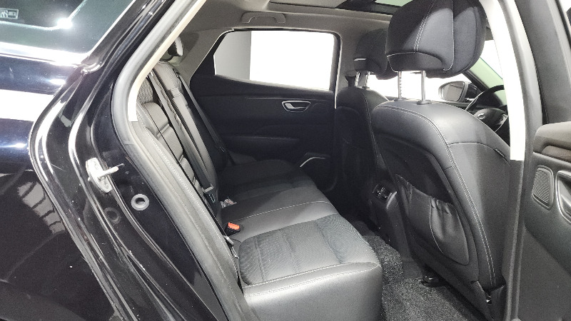 car Renault Samsung SM6 id30285 photo #12