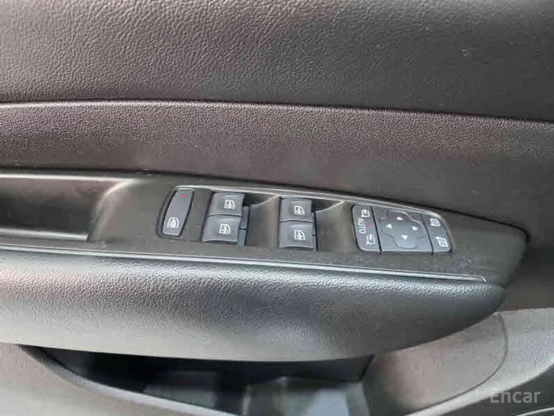 car Renault Samsung SM6 id30293 photo #14