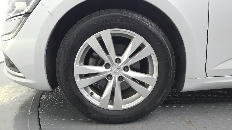 car Renault Samsung SM6 id30310 photo #5
