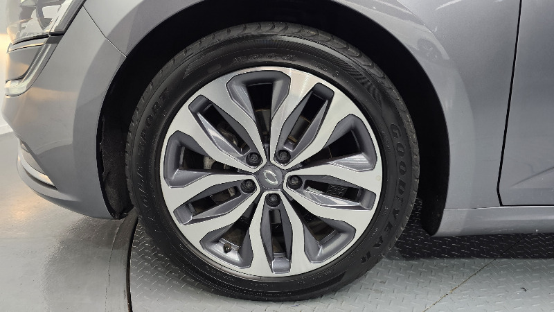 car Renault Samsung SM6 id30321 photo #5
