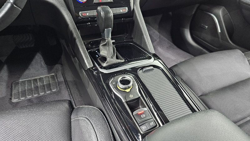 car Renault Samsung SM6 id30321 photo #9