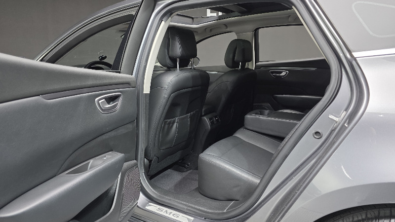 car Renault Samsung SM6 id30327 photo #18