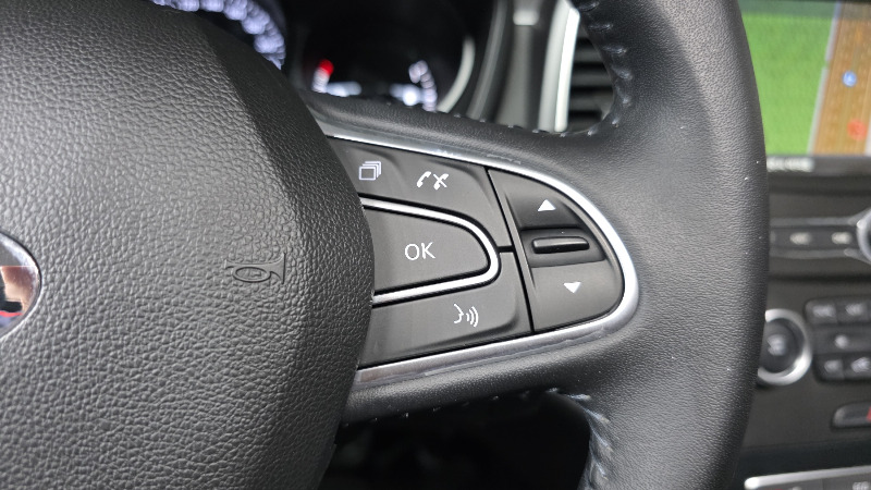 car Renault Samsung SM6 id30327 photo #26