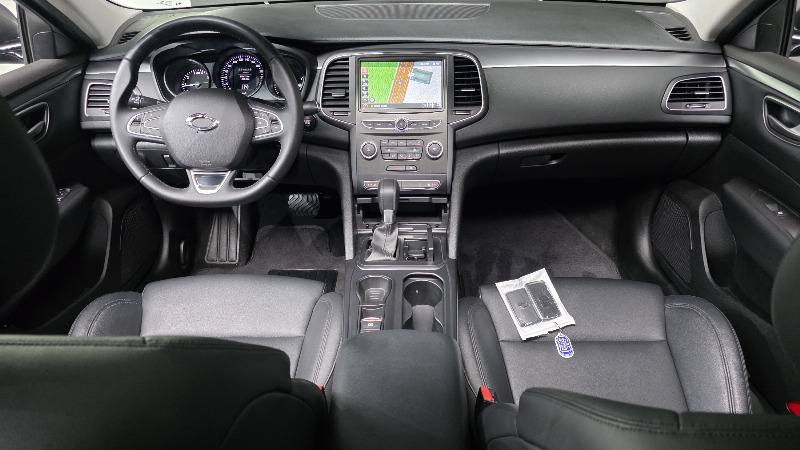 car Renault Samsung SM6 id30327 photo #7