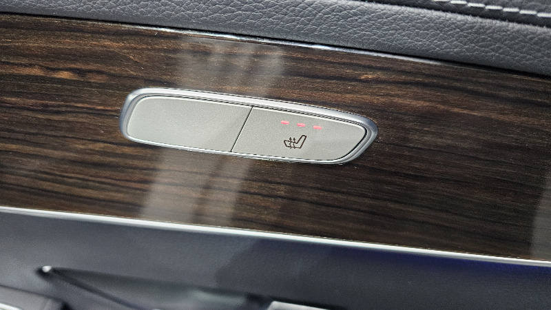 car Mercedes Benz GLC id30359 photo #18
