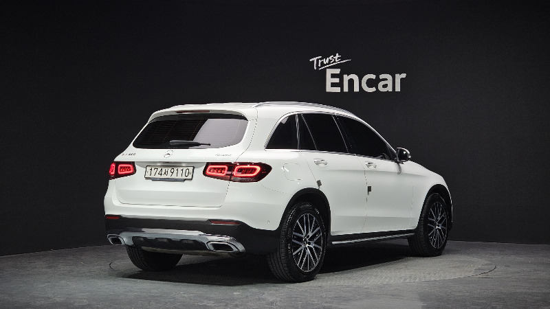 car Mercedes Benz GLC id30359 photo #2