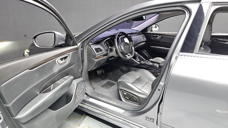 car Renault Samsung SM6 id30362 photo #10