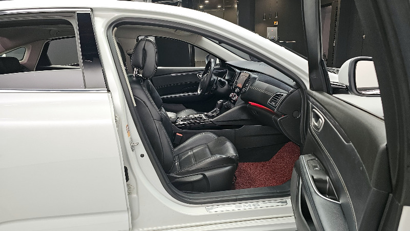 car Renault Samsung SM6 id30396 photo #11
