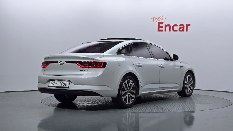 car Renault Samsung SM6 id30396 photo #2