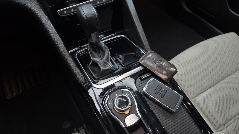 car Renault Samsung SM6 id30571 photo #9