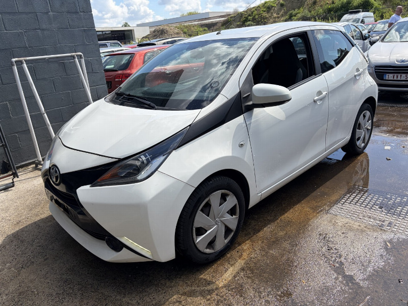 car Toyota Aygo id30617 photo #2