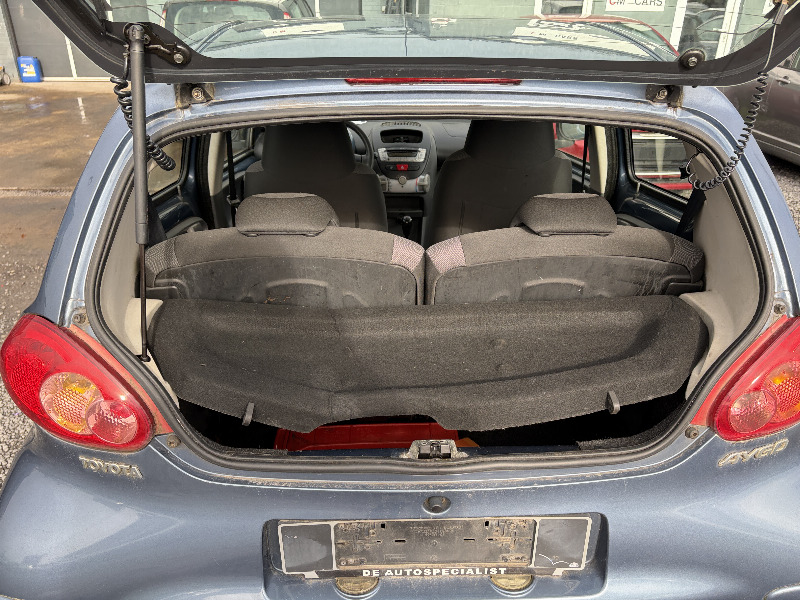 car Toyota Aygo id30618 photo #8