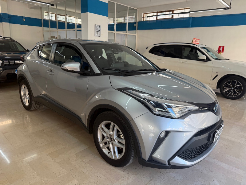 car Toyota C-HR id30647 main photo