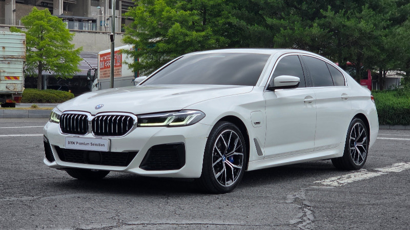 car BMW 5 Series id31497 main photo