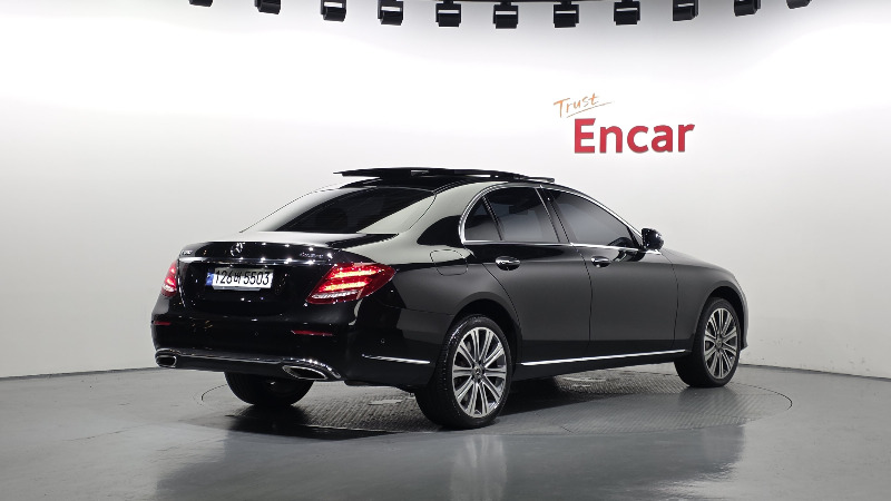 car Mercedes Benz E Class id31596 photo #2
