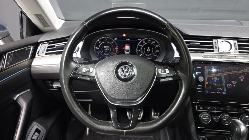 car Volkswagen Arteon id31966 photo #13
