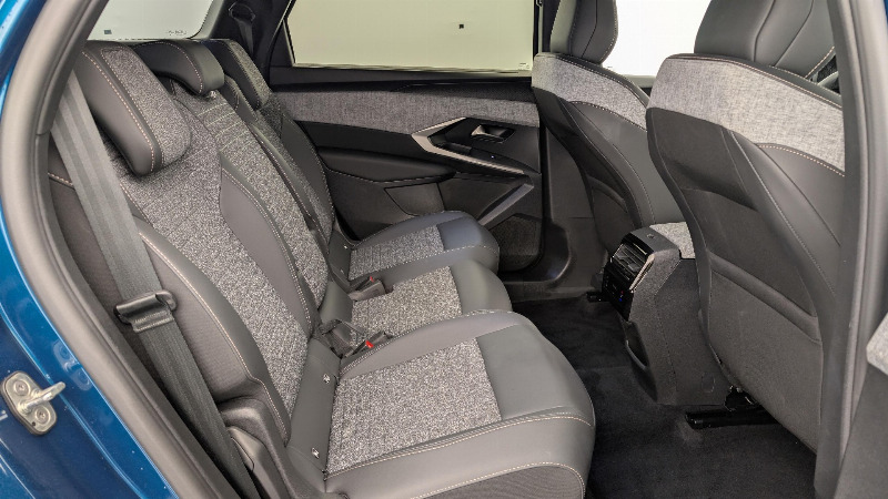 car Peugeot 5008 id32050 photo #7