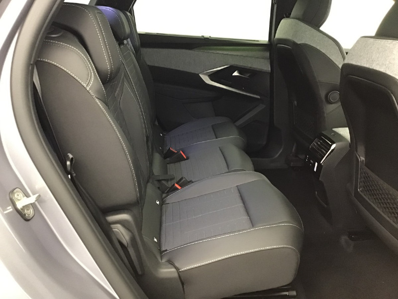 car Peugeot 5008 id32107 photo #5