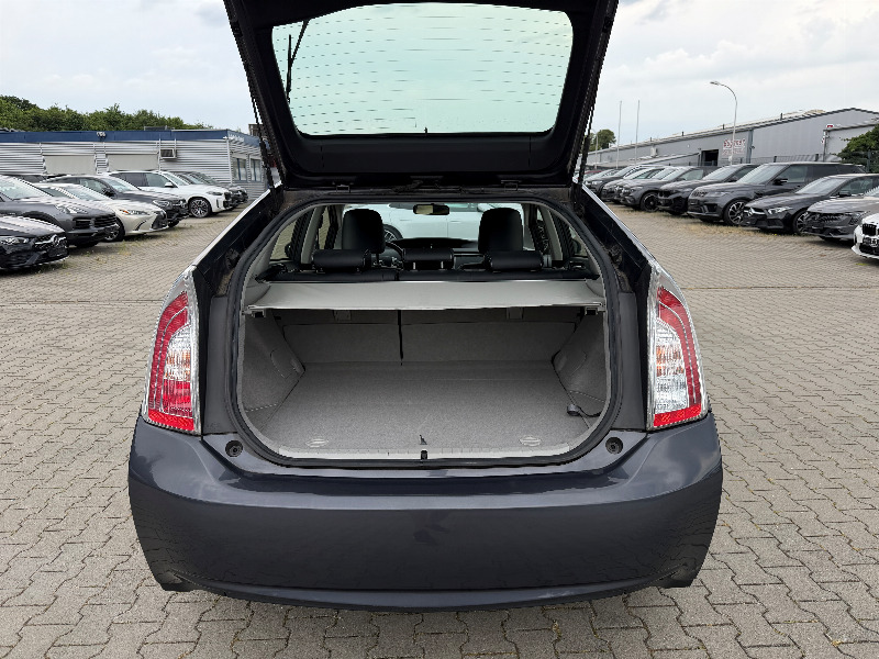 car Toyota Prius id32548 photo #8