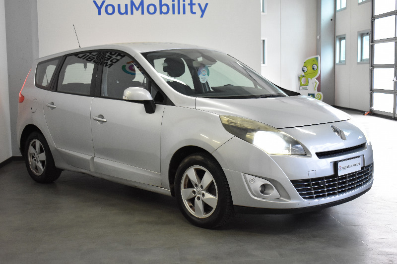 car Renault Scenic id33200 main photo
