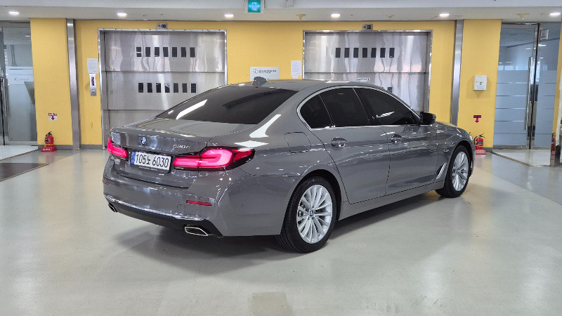 car BMW 5 Series id33227 photo #2