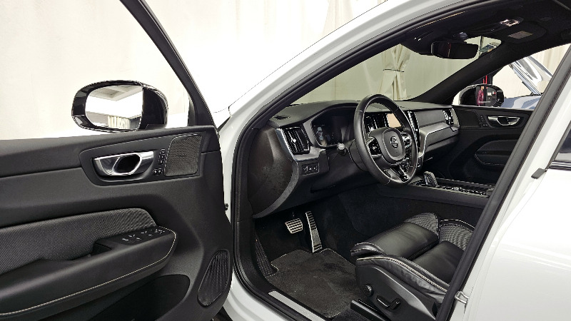 car Volvo XC60 id33254 photo #10